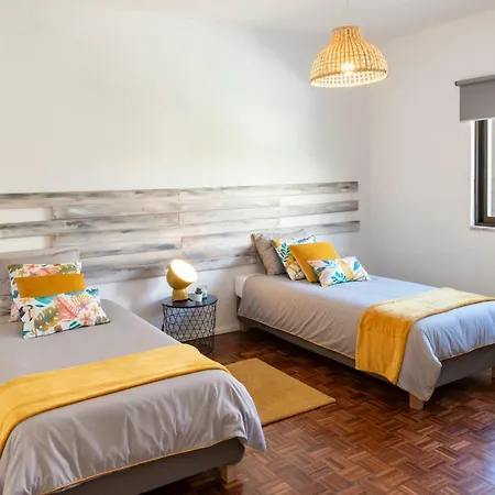 Nook Beach House 3* Costa da Caparica